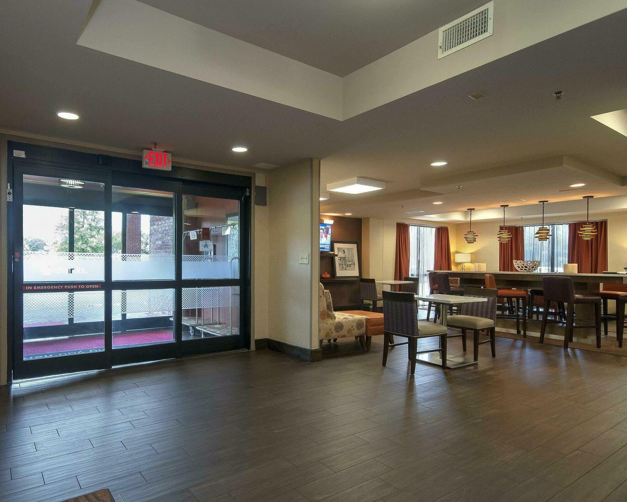 Hampton Inn Greenville/Travelers Rest Exterior photo